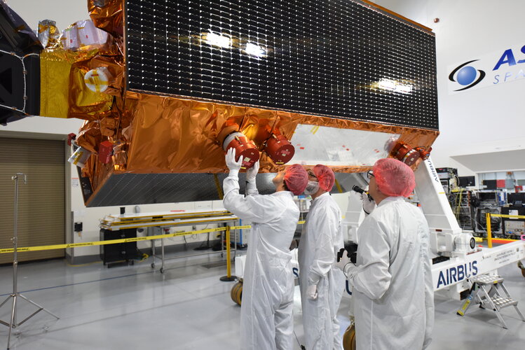 Checking Sentinel-6B after unboxing