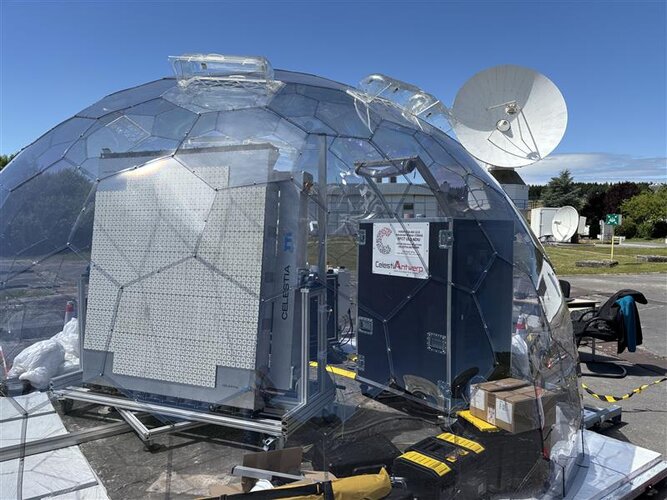 Modem and phased array antenna panel for satellite uplink