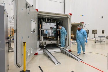 Unboxing Galileo satellites