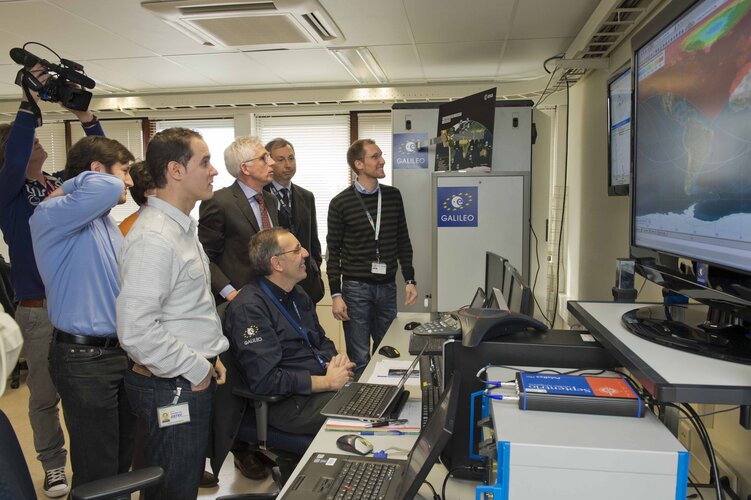 Galileo first position fix (2013)